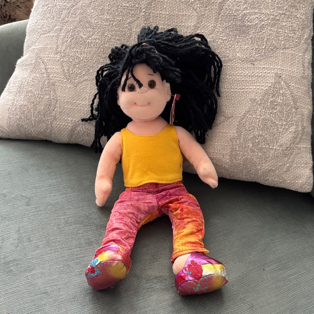 Ty Beanie Bopper • Darling Debbie